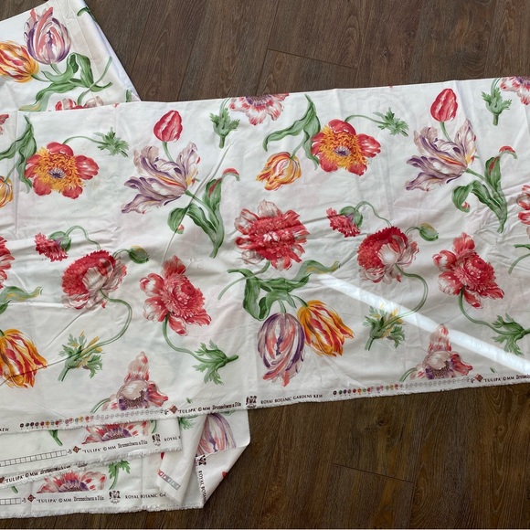 Brunschwig & Fils Designer fabric Royal Botanic Gardens Kew Tulipa - Picture 3 of 16